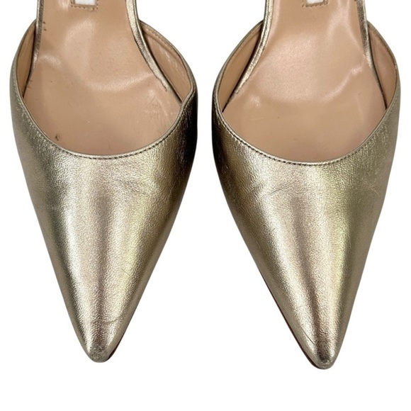 Manolo Blahnik Carolyne 70 Nappa Leather Slingback Pumps - Gold Size 39 / US 9 - Picture 5 of 11